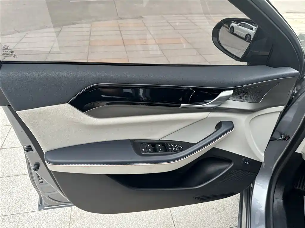 BYD Qin PLUS 2023 — фото 16