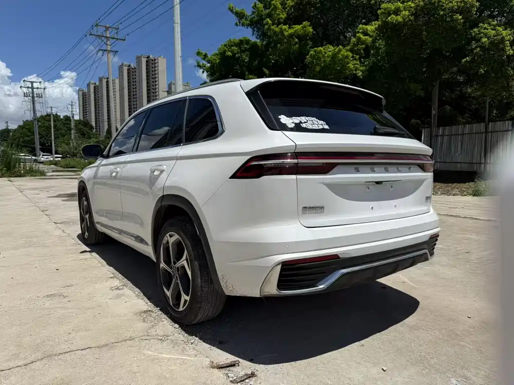 Geely Xingyue L 2023 — фото 13