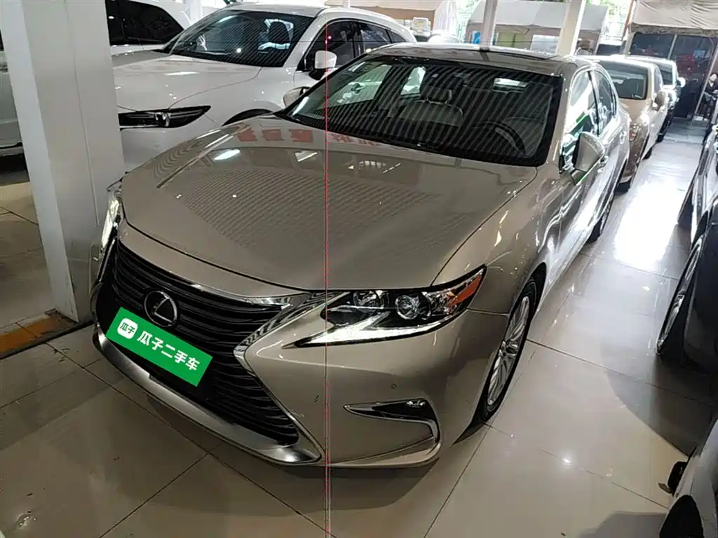 Lexus ES 2016 — фото 2
