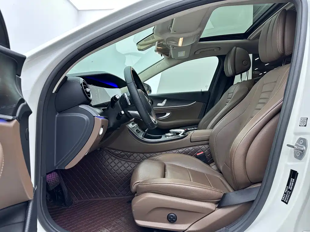 Mercedes-Benz E-Class 2018 — фото 10