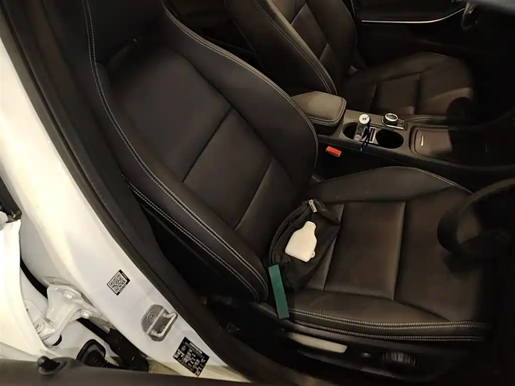 Mercedes-Benz GLA 2015 — фото 25
