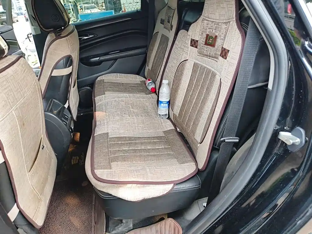 Cadillac SRX 2015 — фото 13