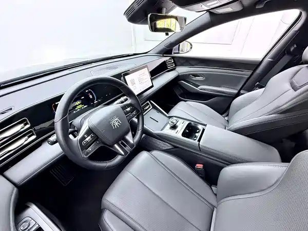 BYD Qin L 2025