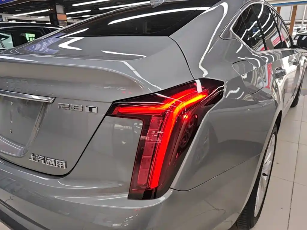 Cadillac CT5 2023 — фото 8