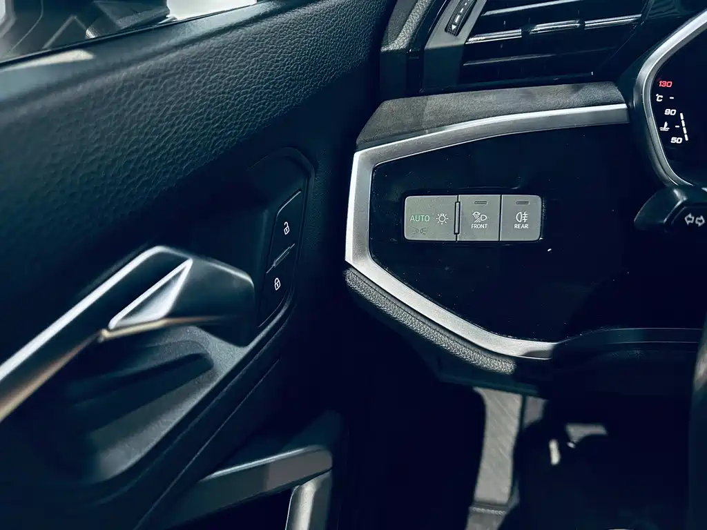 Audi Q3 Sportback 2022 — фото 19