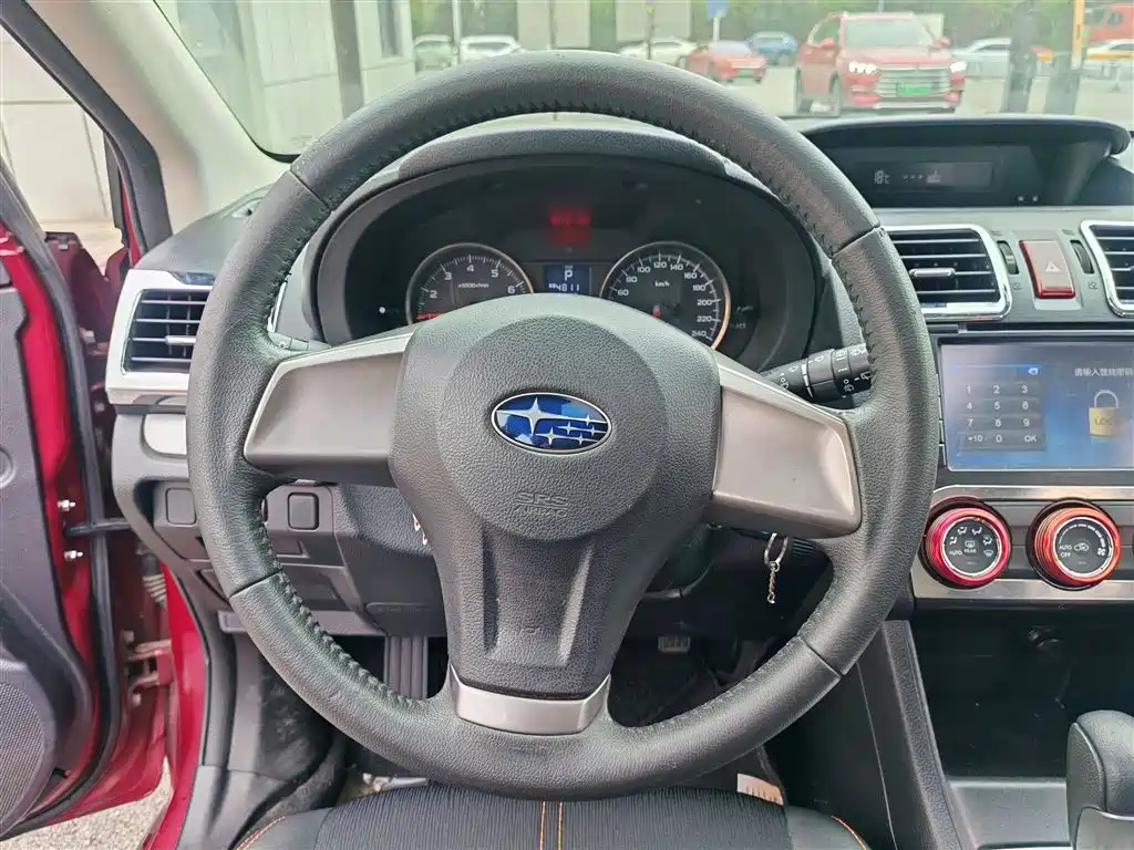 Subaru XV 2015 — фото 3