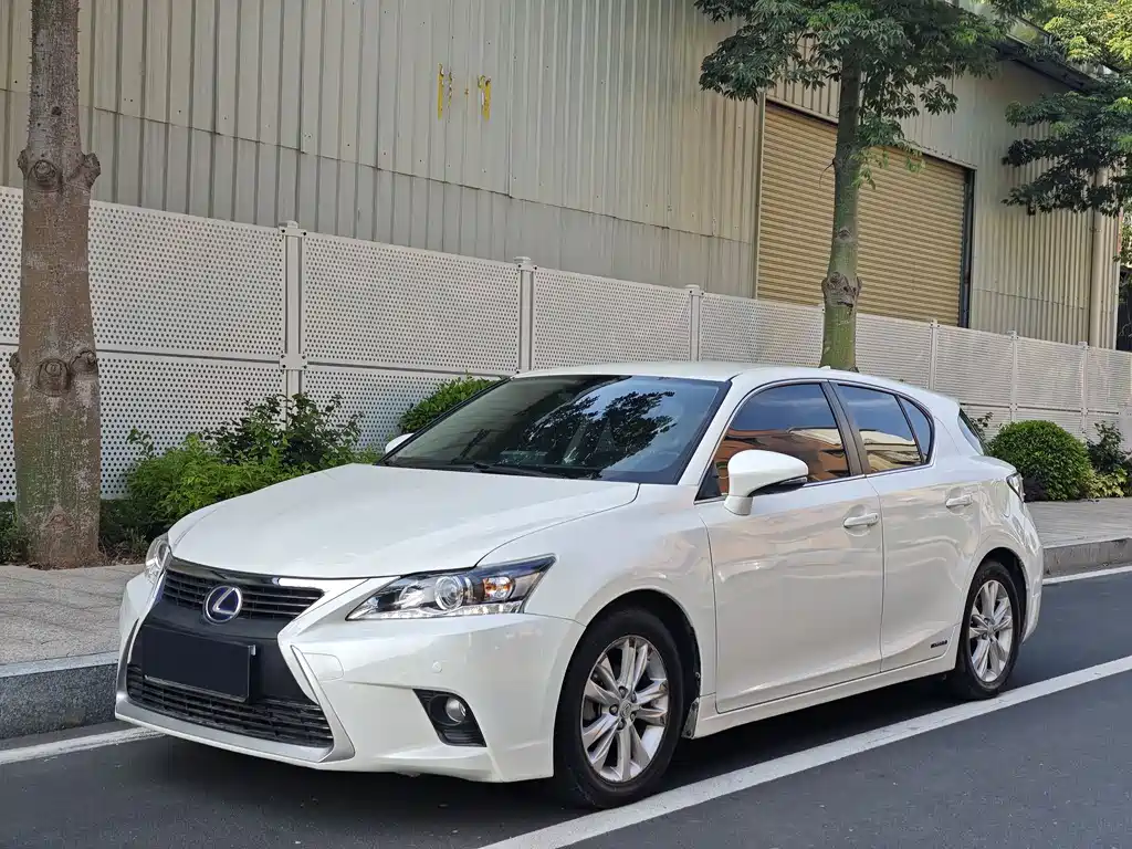 Lexus CT 2016