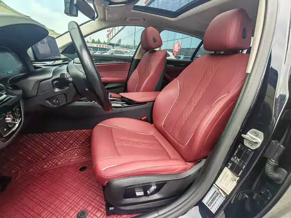 BMW 5 Series 2022