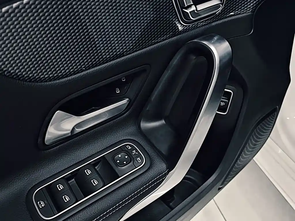 Mercedes-Benz A-Class 2026 — фото 15
