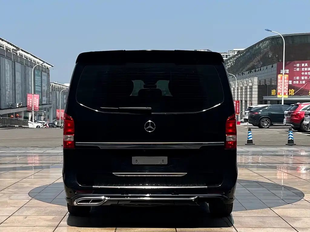 Mercedes-Benz Vito 2023 — фото 15