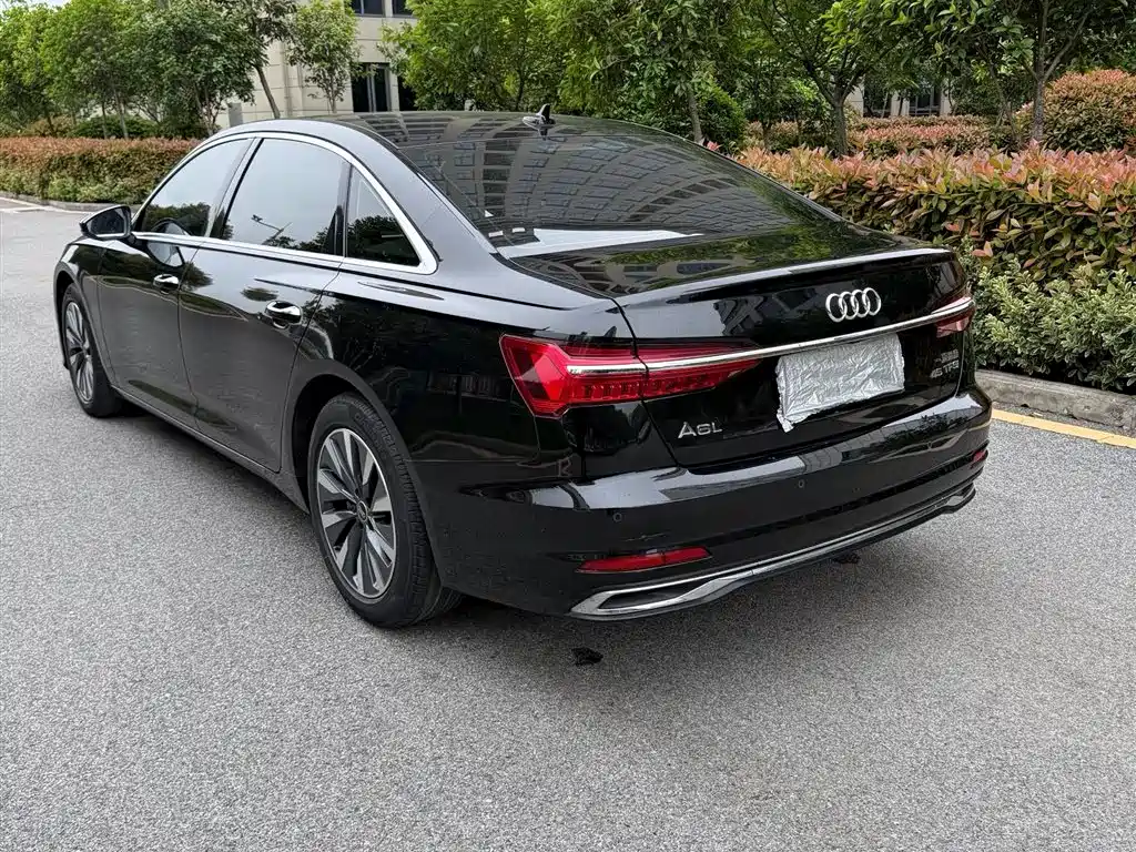 Audi A6L 2023