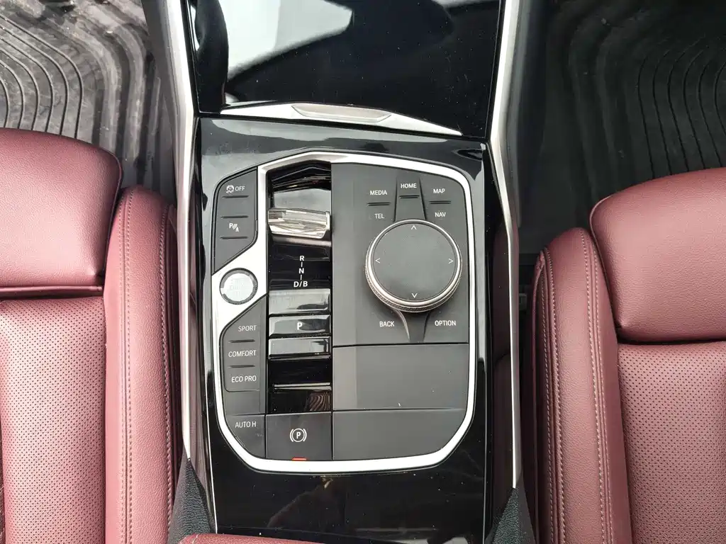 BMW i3 2023 — фото 18