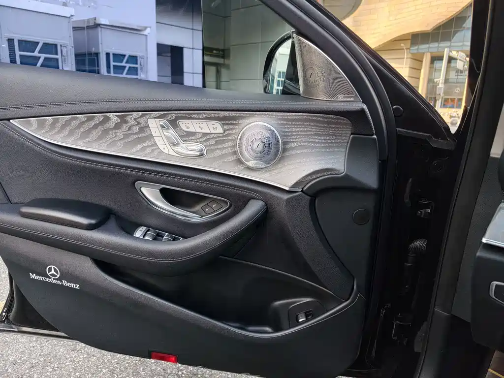 Mercedes-Benz E-Class 2020 — фото 7