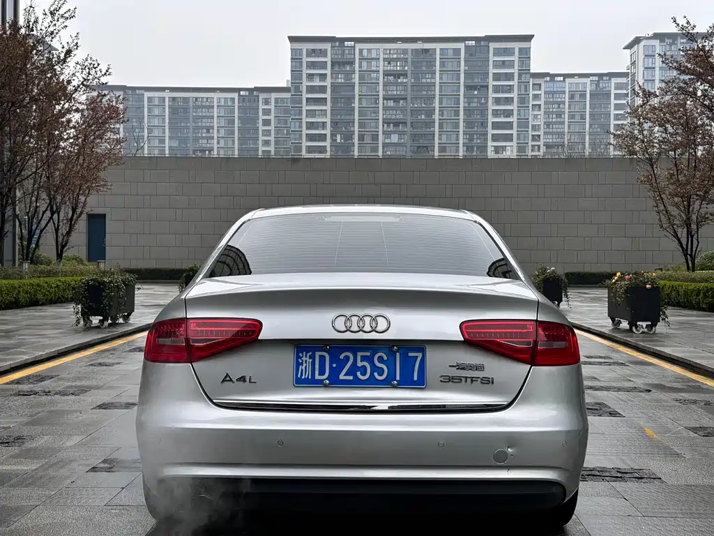 Audi A4L 2015 — фото 5