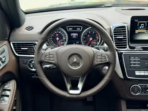 Mercedes-Benz GLS 2016