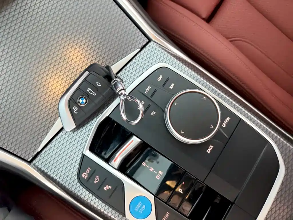 BMW i4 2026 — фото 9