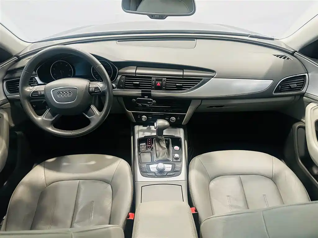 Audi A6L 2012