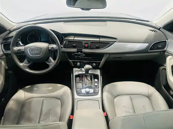 Audi A6L 2012