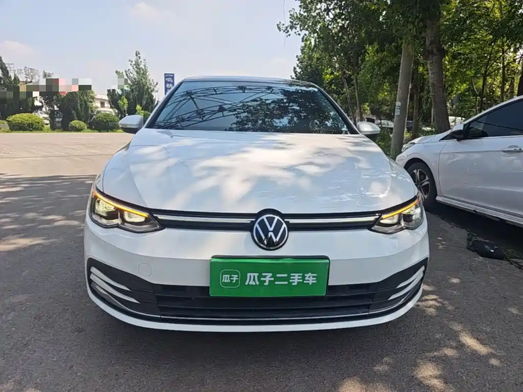 Volkswagen Golf 2021