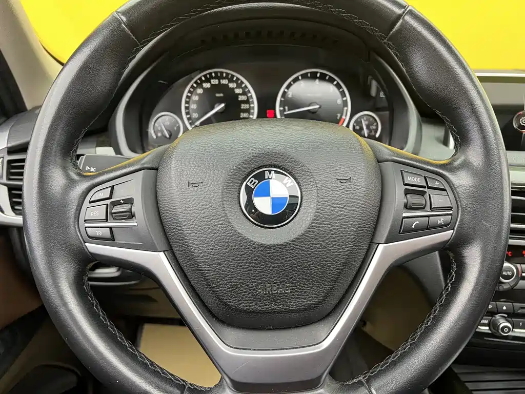 BMW X5 2014 — фото 10