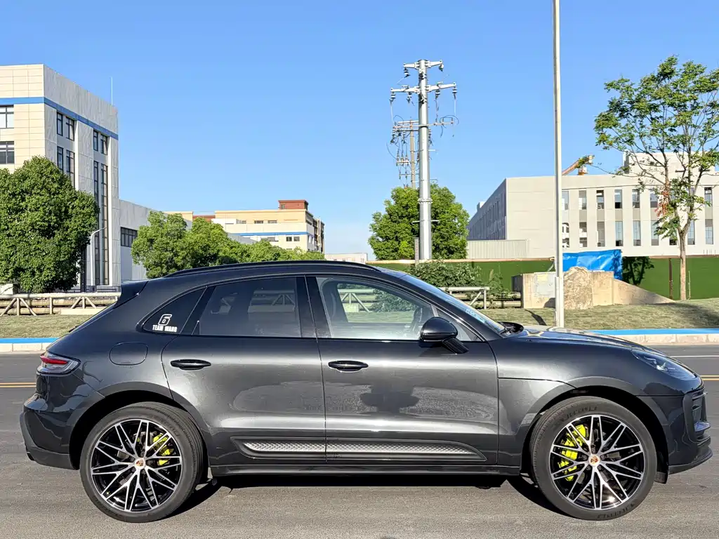 Porsche Macan 2022 — фото 4