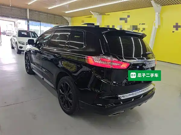 Ford Edge 2021
