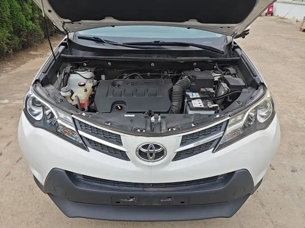 Toyota RAV4 2016 — фото 20