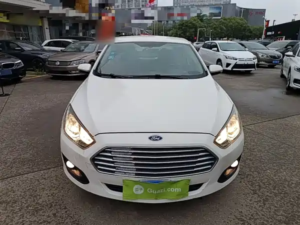 Ford Escort 2017
