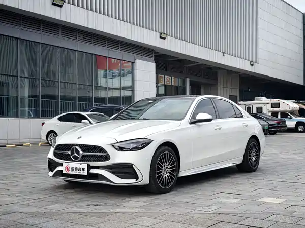 Mercedes-Benz C-Class 2022