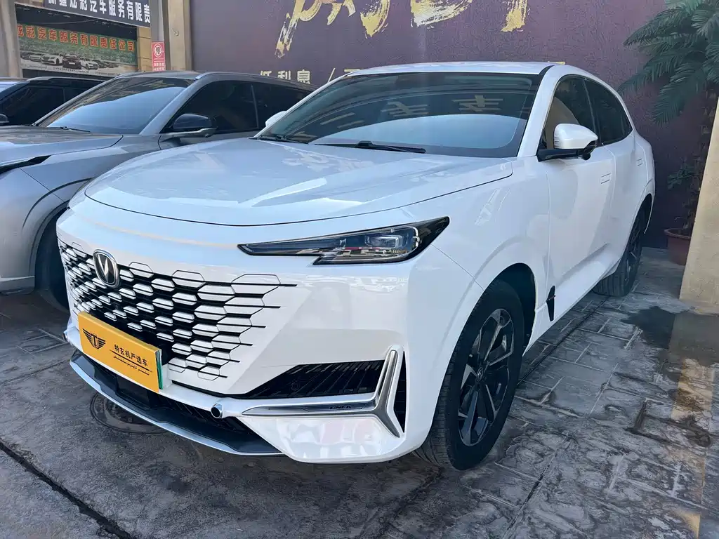 Changan UNI-K Smart Electronic Idd 2022 — фото 1