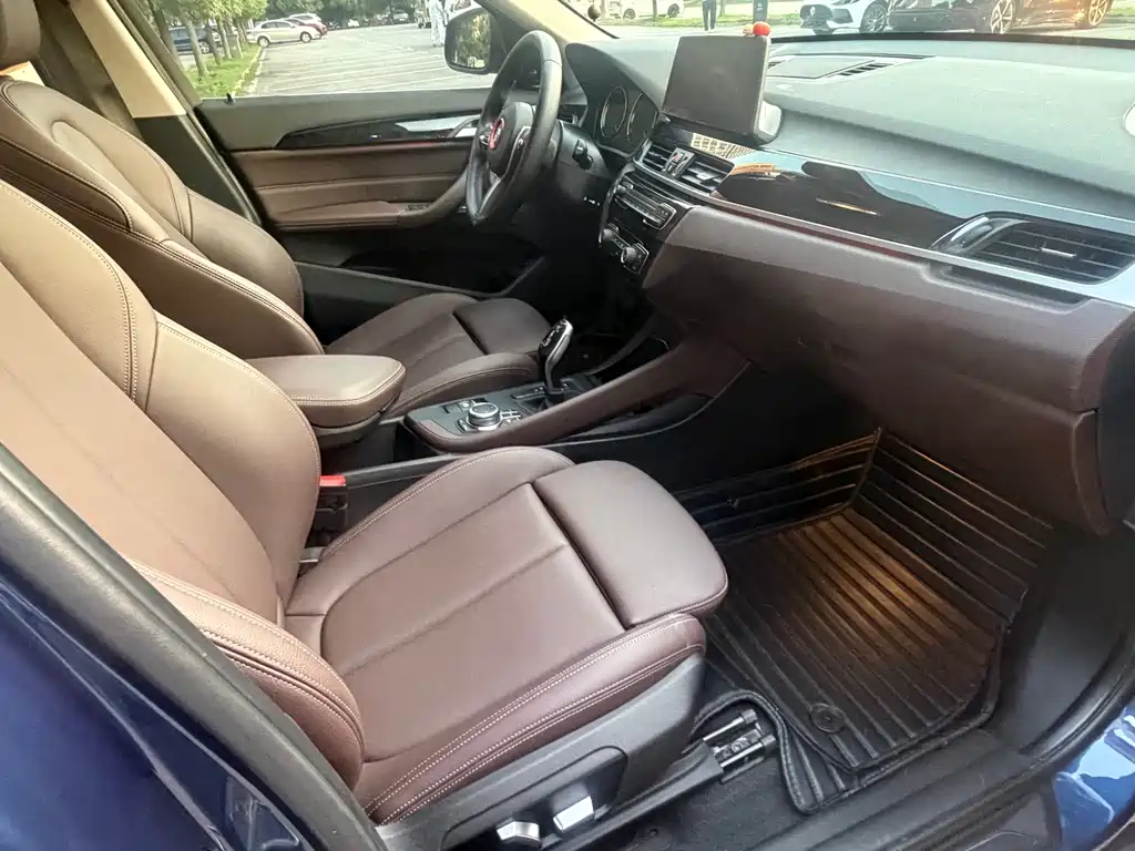 BMW X1 2022
