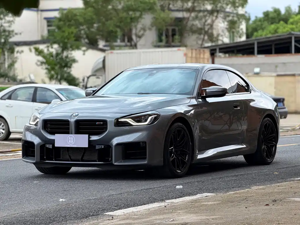 BMW M2 2025 — фото 1