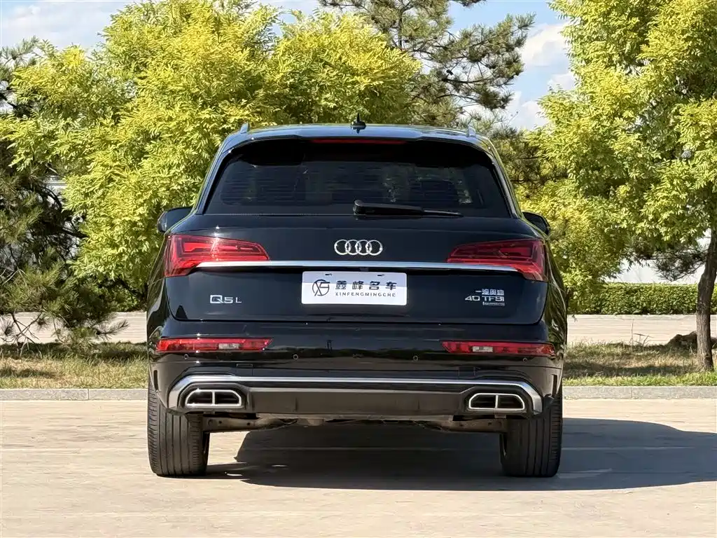 Audi Q5L 2023 — фото 22