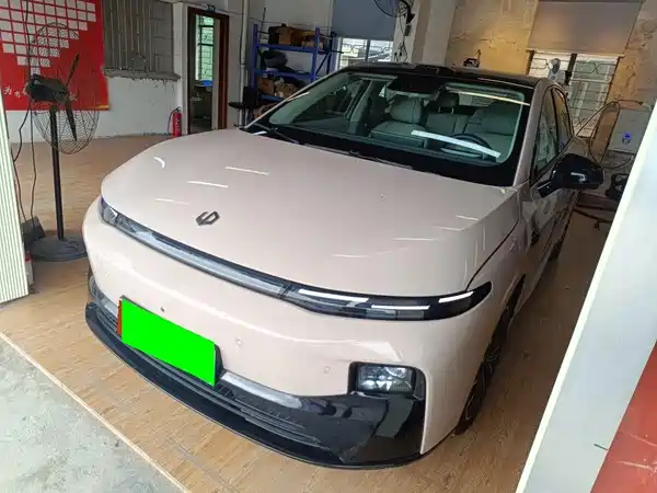 Leapmotor B01 2025