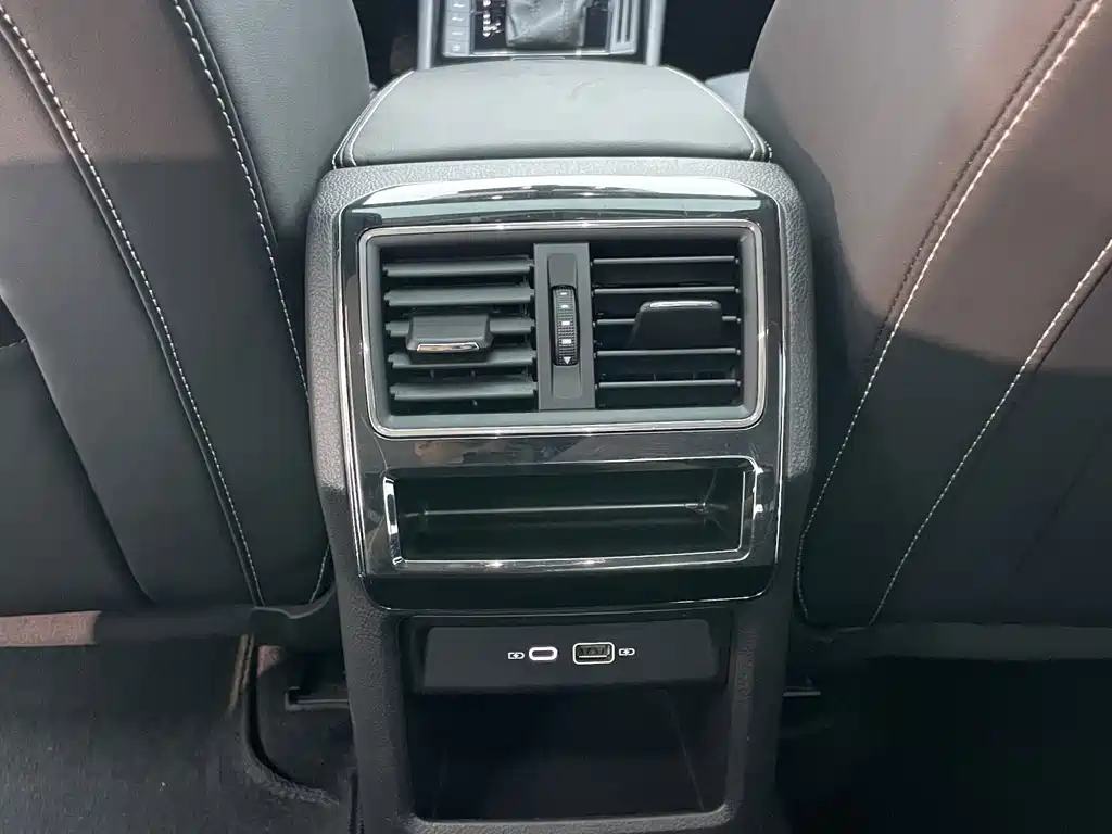 Skoda Speedy 2023 — фото 28