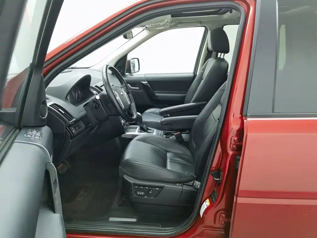 Land Rover Freelander 2 2014 — фото 10