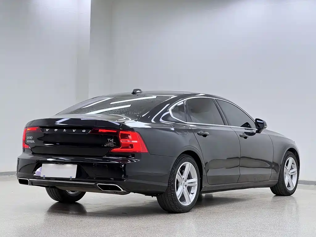 Volvo S90 2018 — фото 5