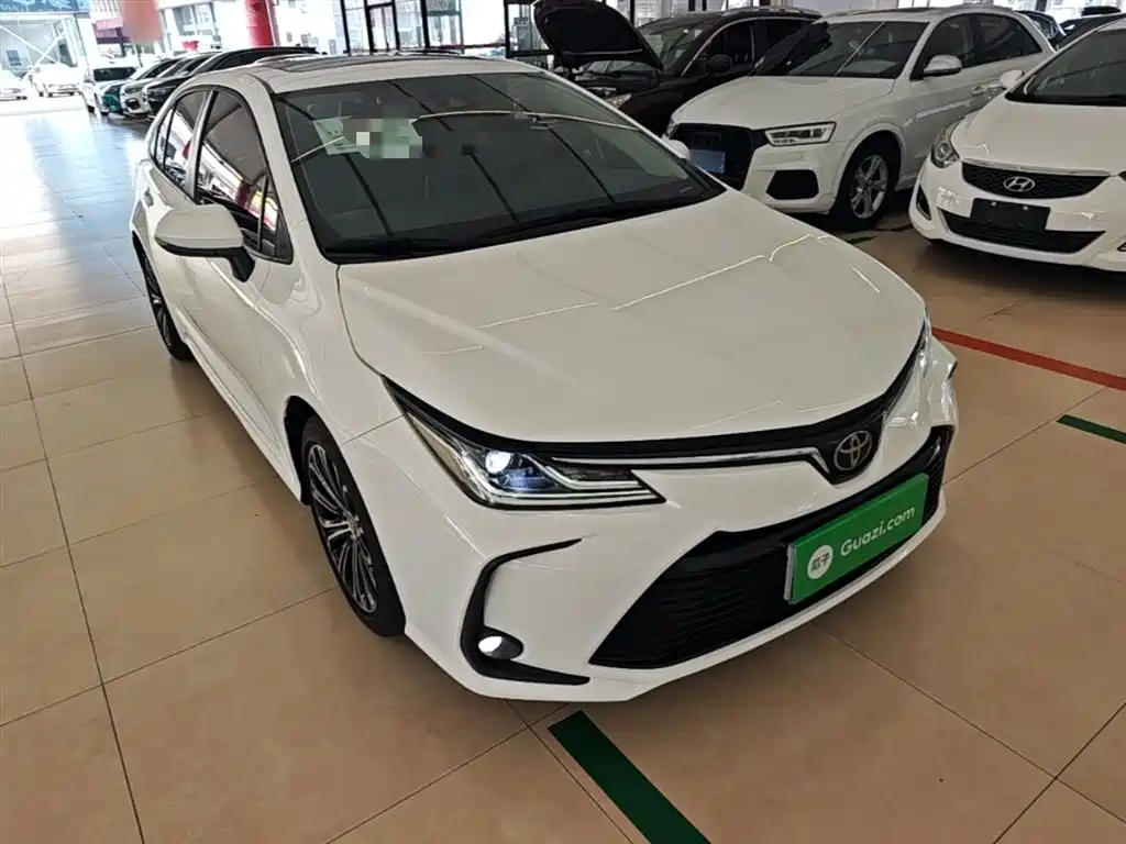 Toyota Corolla 2019 — фото 4