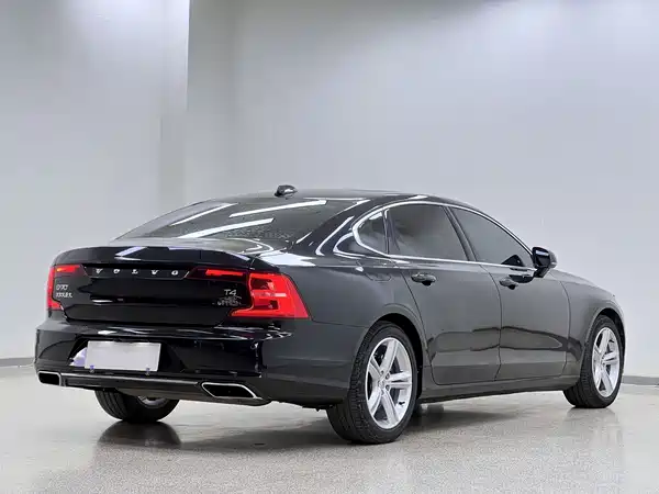 Volvo S90 2018