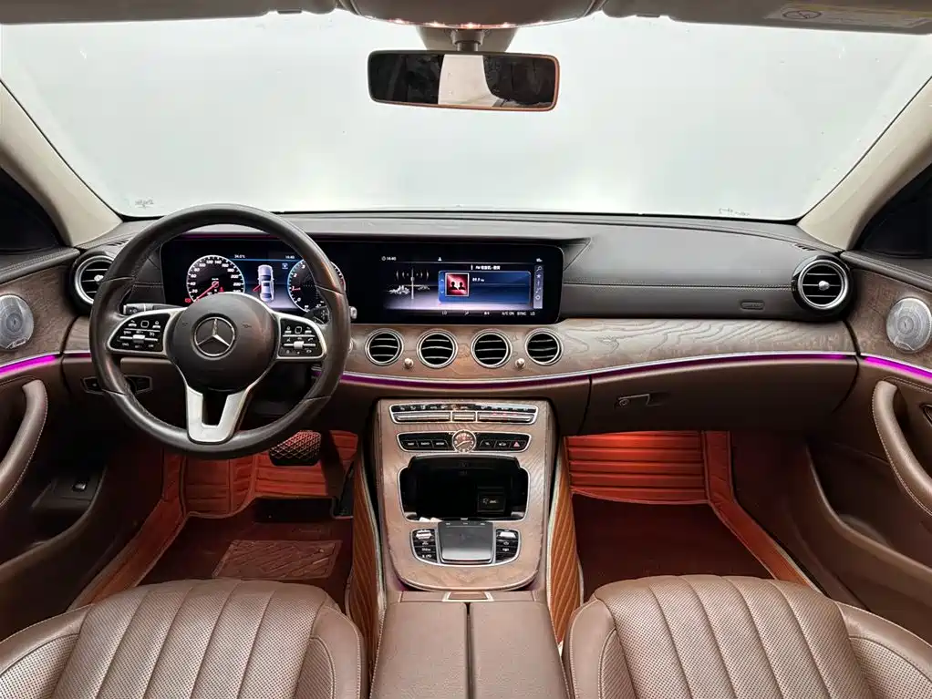 Mercedes-Benz E-Class 2020 — фото 10