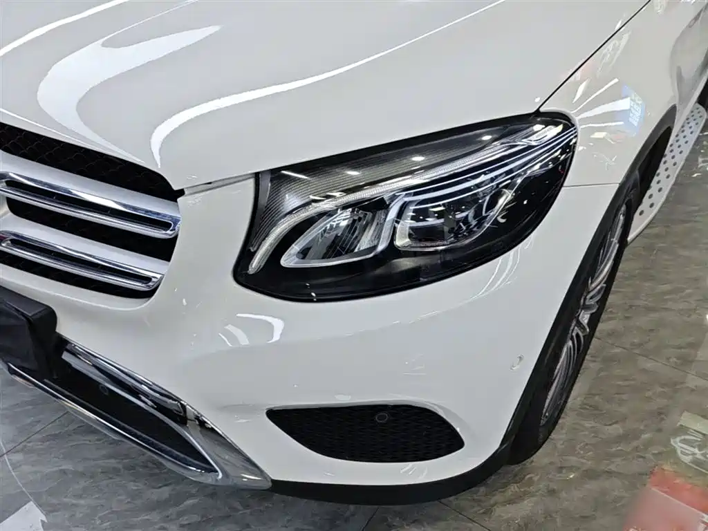 Mercedes-Benz GLC 2017 — фото 24