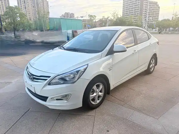Hyundai Accent 2016