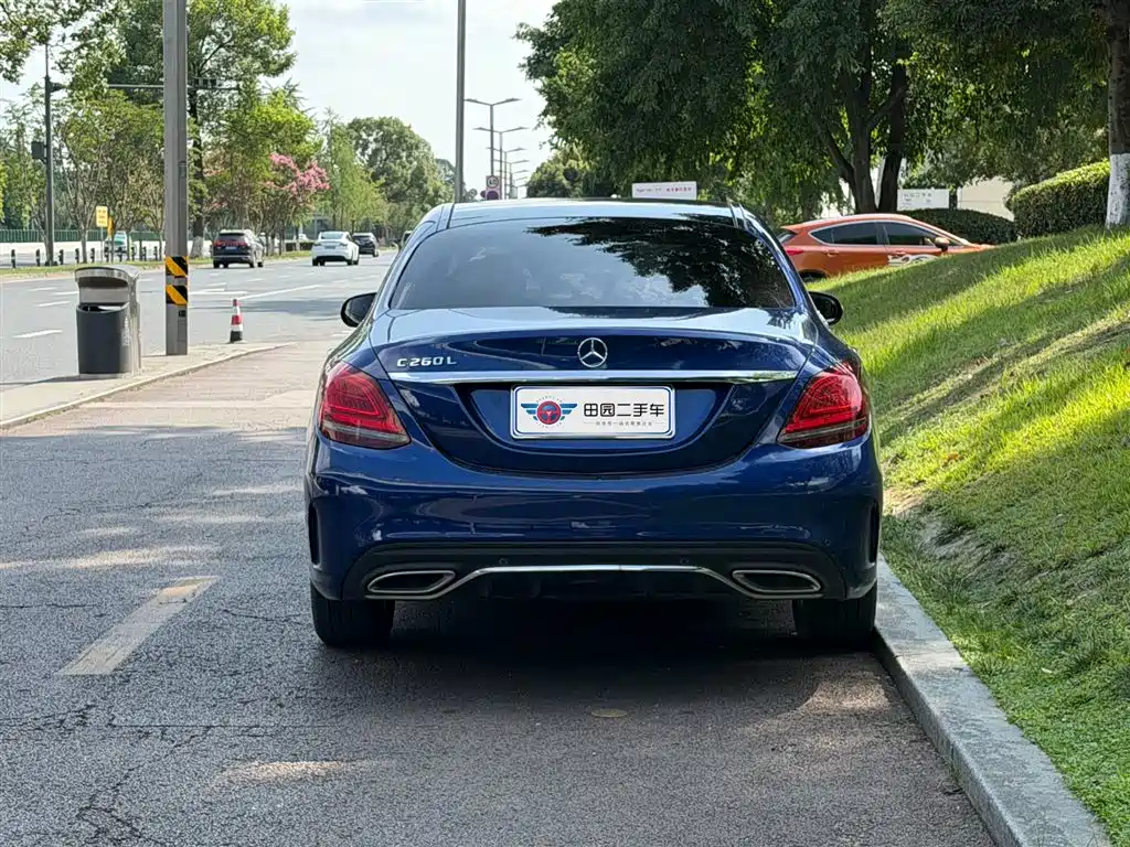 Mercedes-Benz C-Class 2020