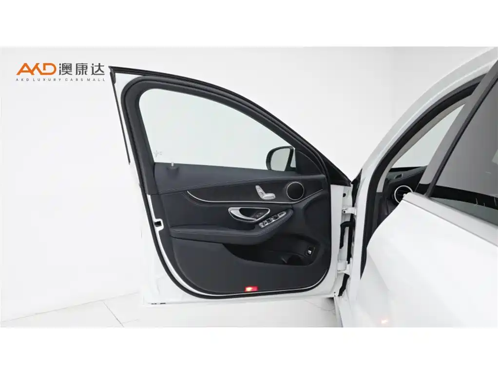 Mercedes-Benz C-Class 2020 — фото 10