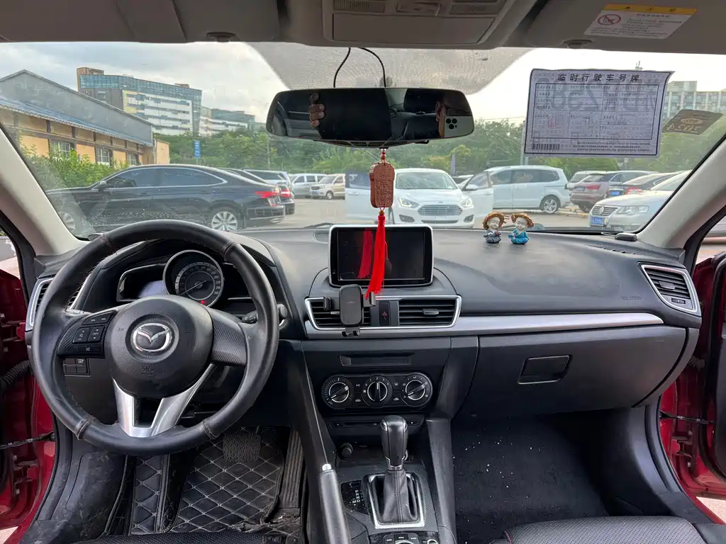 Mazda 3 Axela 2016
