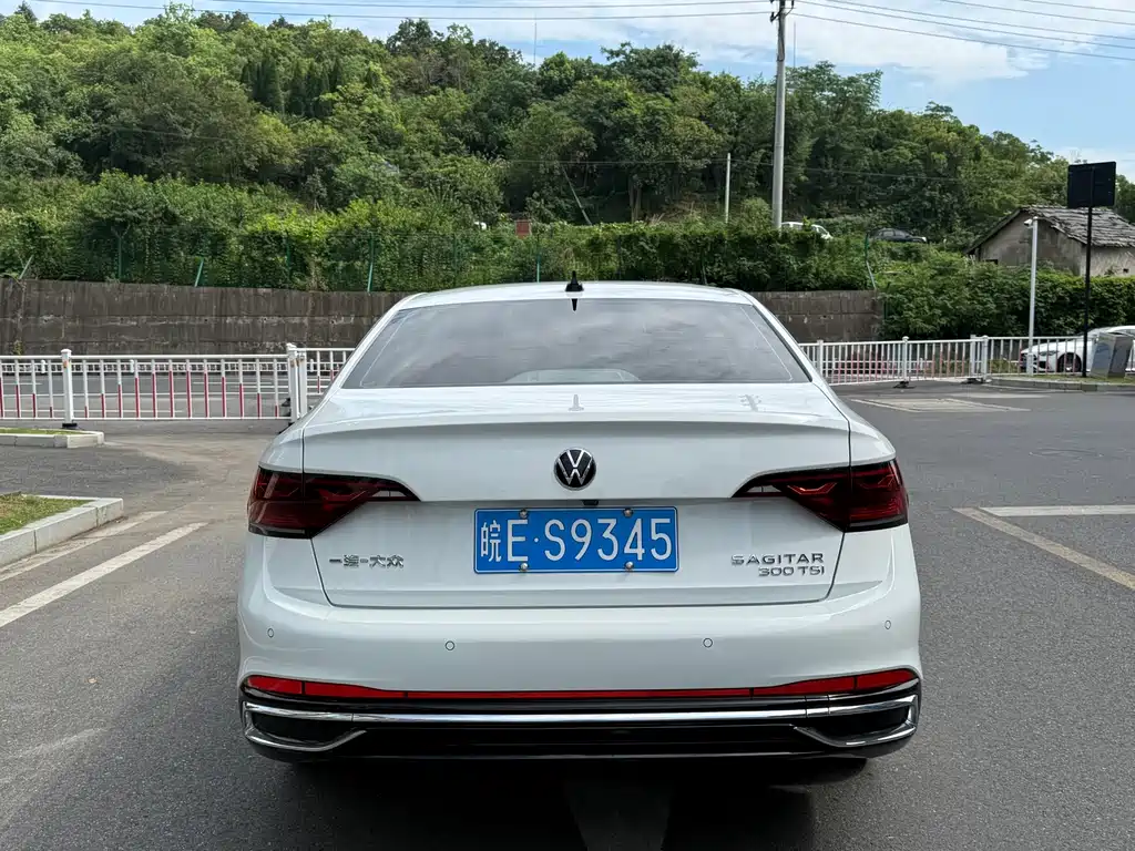 Volkswagen Sagitar 2024