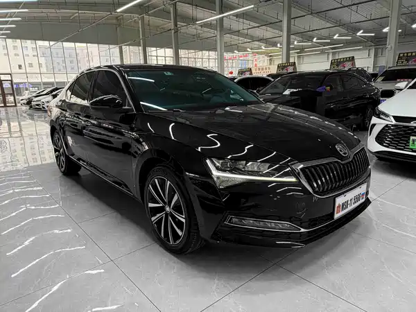 Skoda Superb 2022