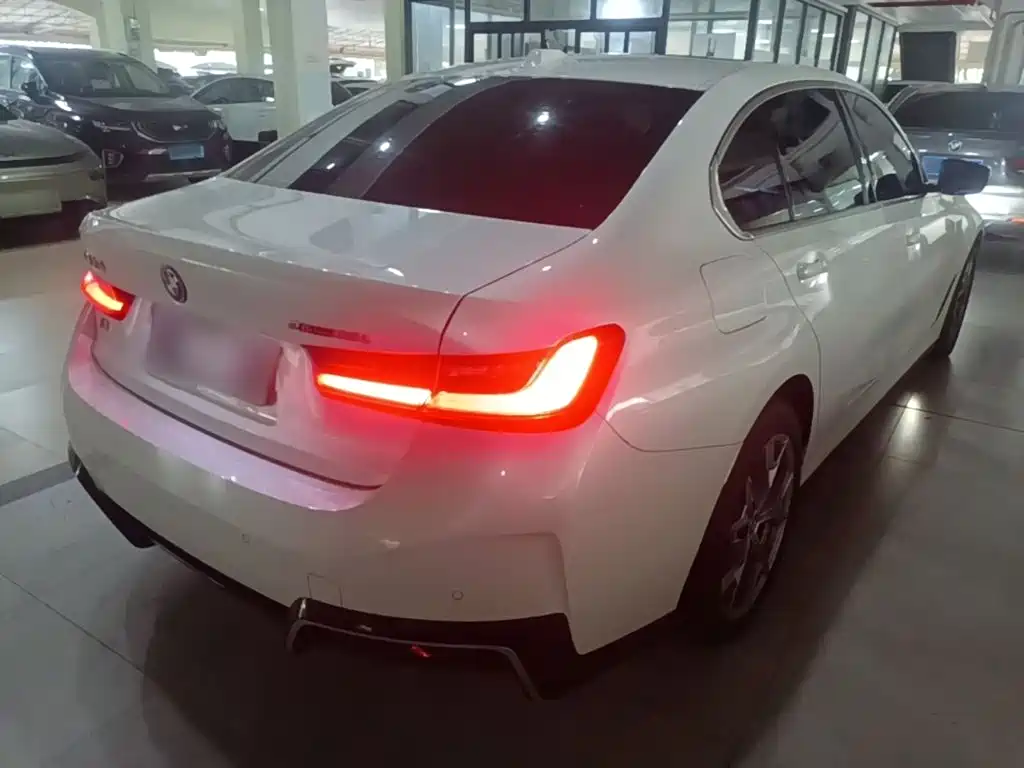 BMW i3 2024