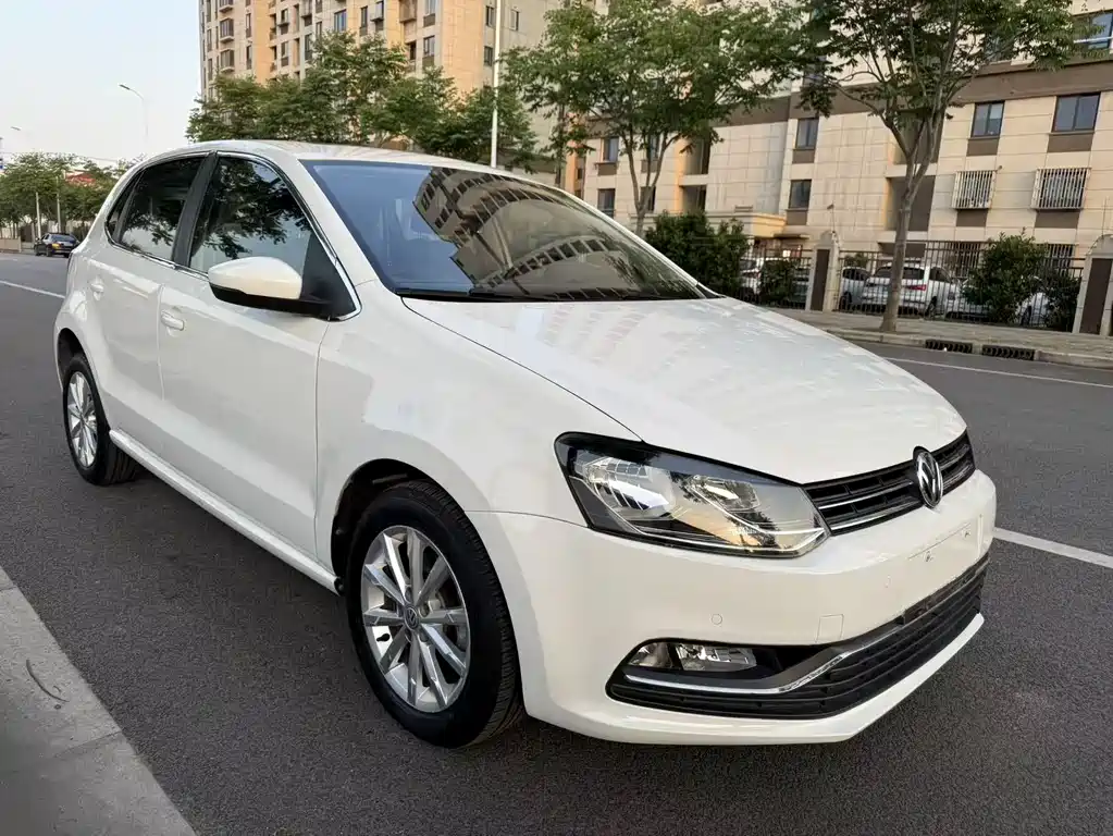 Volkswagen Polo 2016 — фото 2