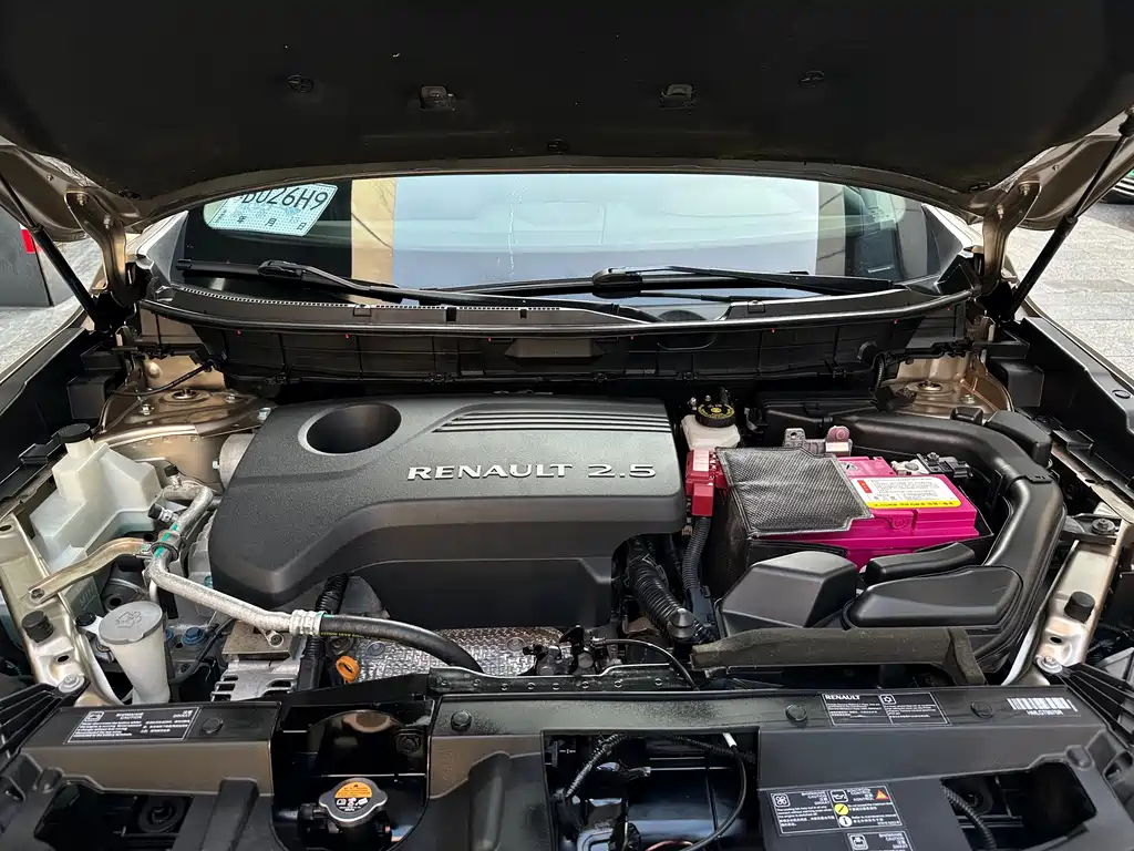 Renault Koleos 2018 — фото 18
